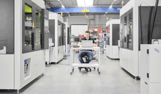 Menschen bei BAUMANN